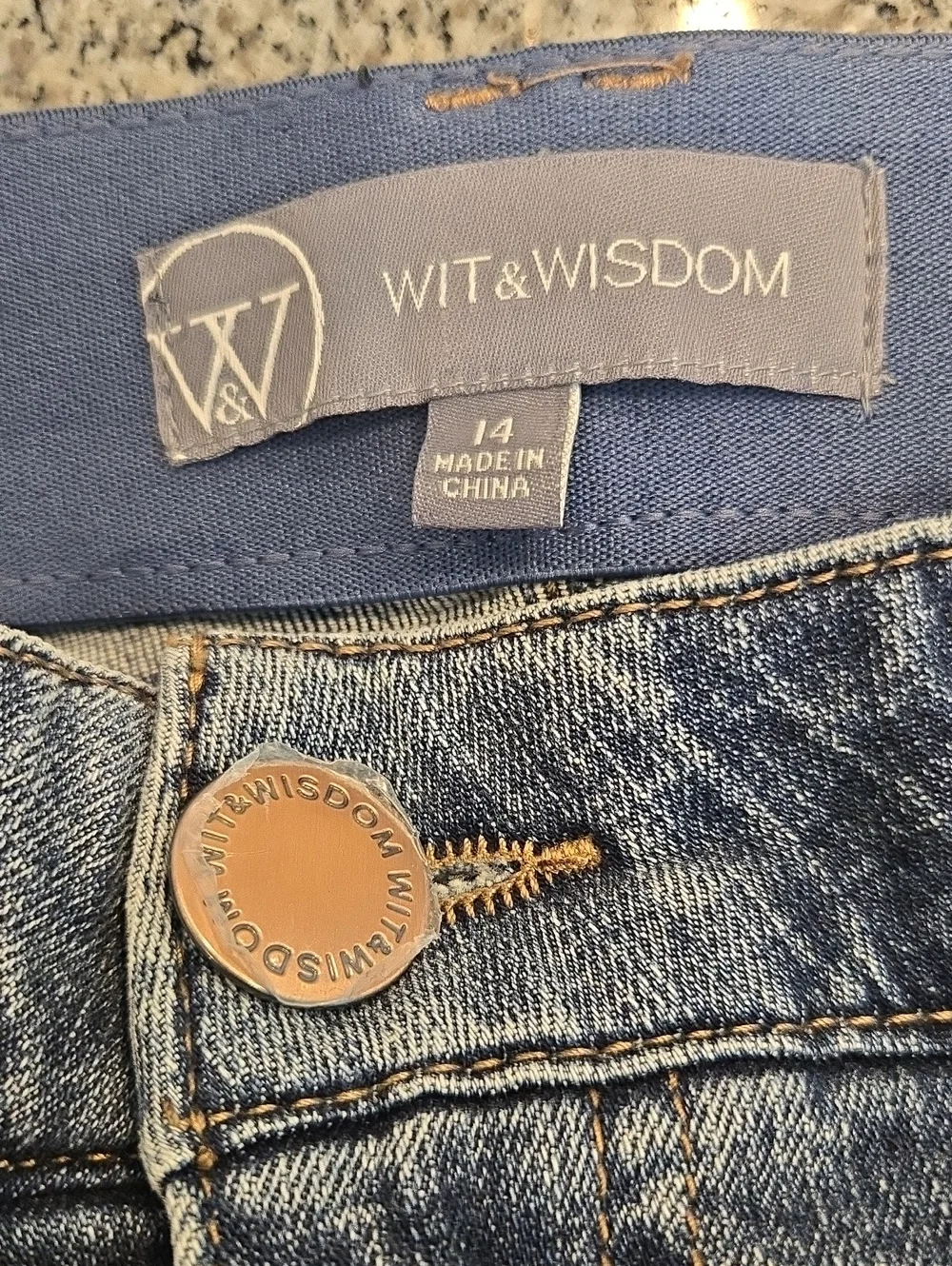 Wit  & Wisdom Sam High Rise Wide Leg Jeans Blue Flawless Fit Stretch Size 14 NWO